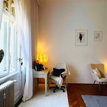 Apartment Breathtaking Centre Views - Bright & Spacious 2br Timisoara
