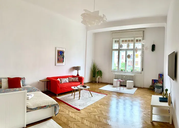 Apartment Breathtaking Centre Views - Bright & Spacious 2br *