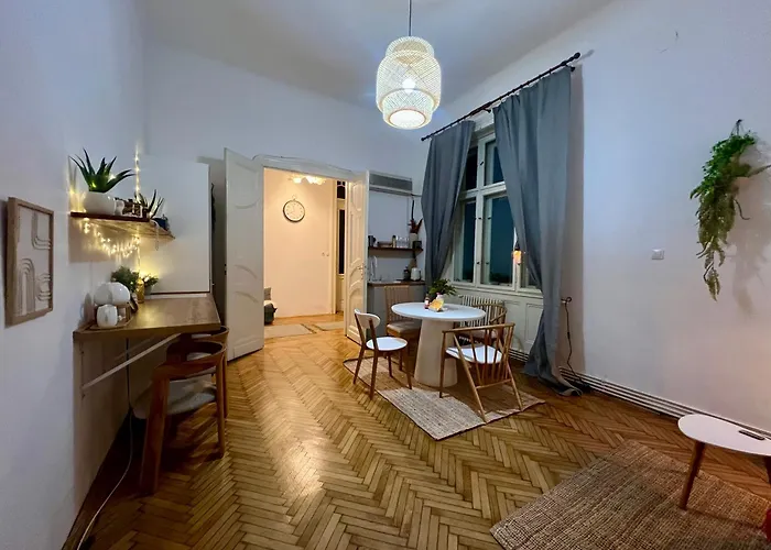 Breathtaking Centre Views - Bright & Spacious 2br * Timişoara