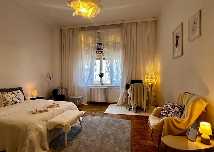 Lägenhet Breathtaking Centre Views - Bright & Spacious 2br