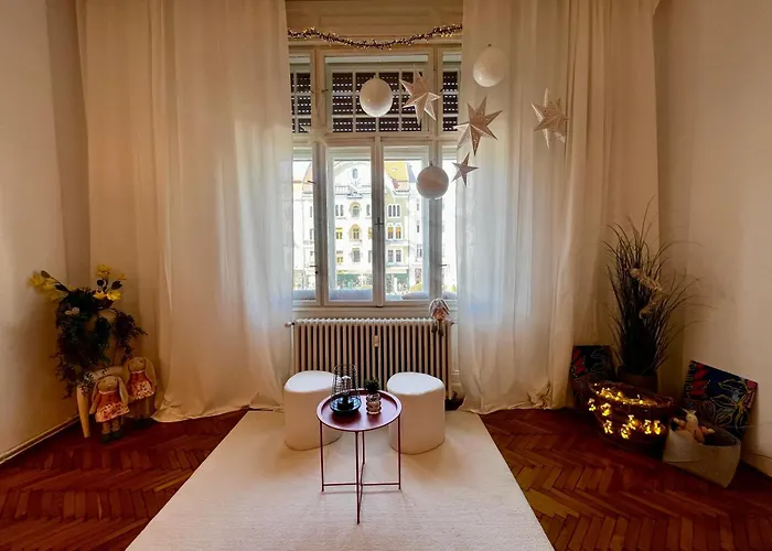 Breathtaking Centre Views - Bright & Spacious 2br * Timişoara